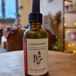 Flacon d'huile florale de Lavande sauvage bio.