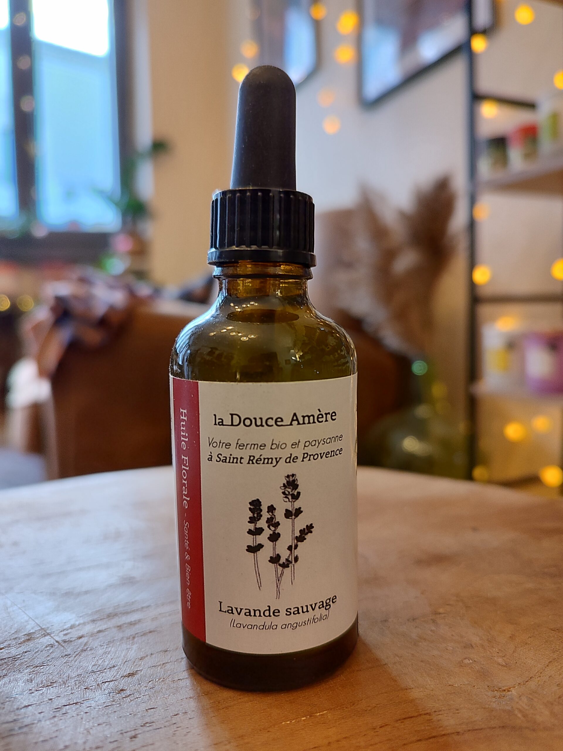 Flacon d'huile florale de Lavande sauvage bio.
